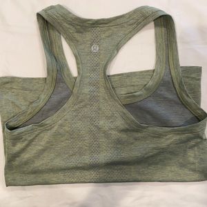 Lululemon Swiftly Tech Tank 2.0 Race Length